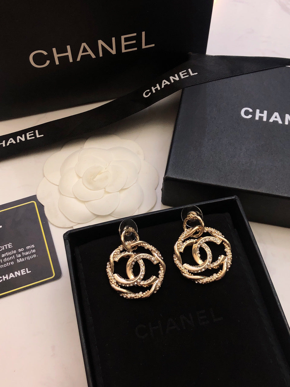 18K Chanel Round Diamond Earrings