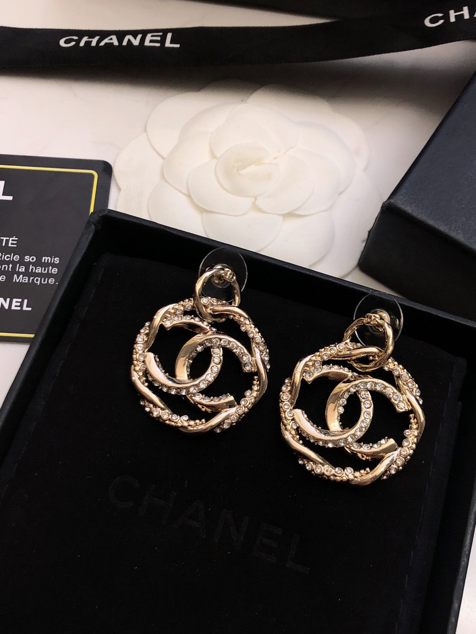 18K Chanel Round Diamond Earrings