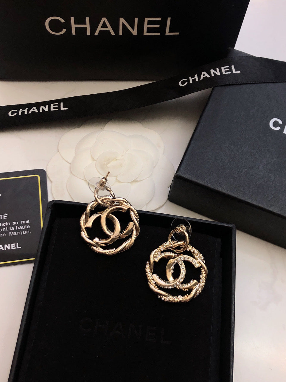18K Chanel Round Diamond Earrings