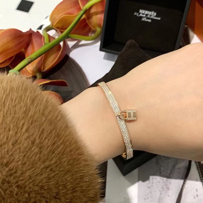 18K Hermes Kelly Clochette Diamond Bracelet