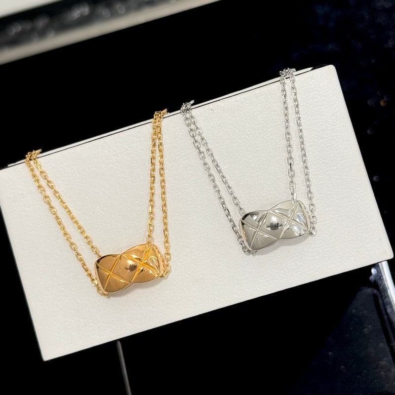 18K Chanel Coco Crush Necklace