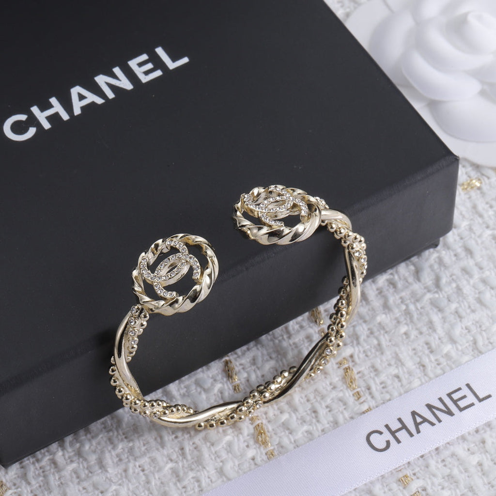 18K Chanel Double Open Bracelet