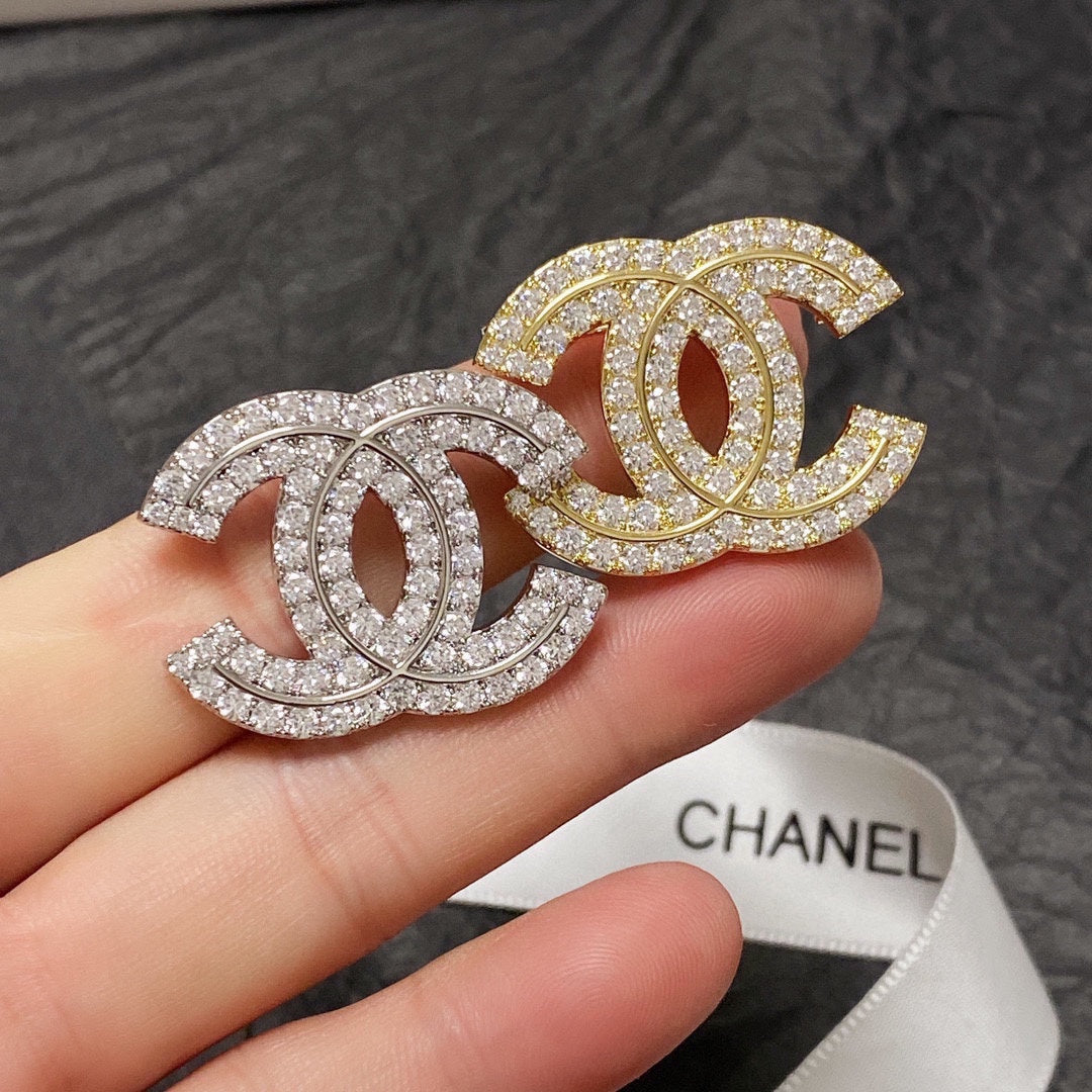 18K Chanel Diamonds Set Brooches