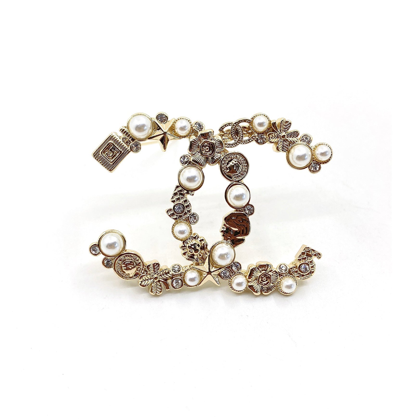 18K Chanel Pearls Brooch