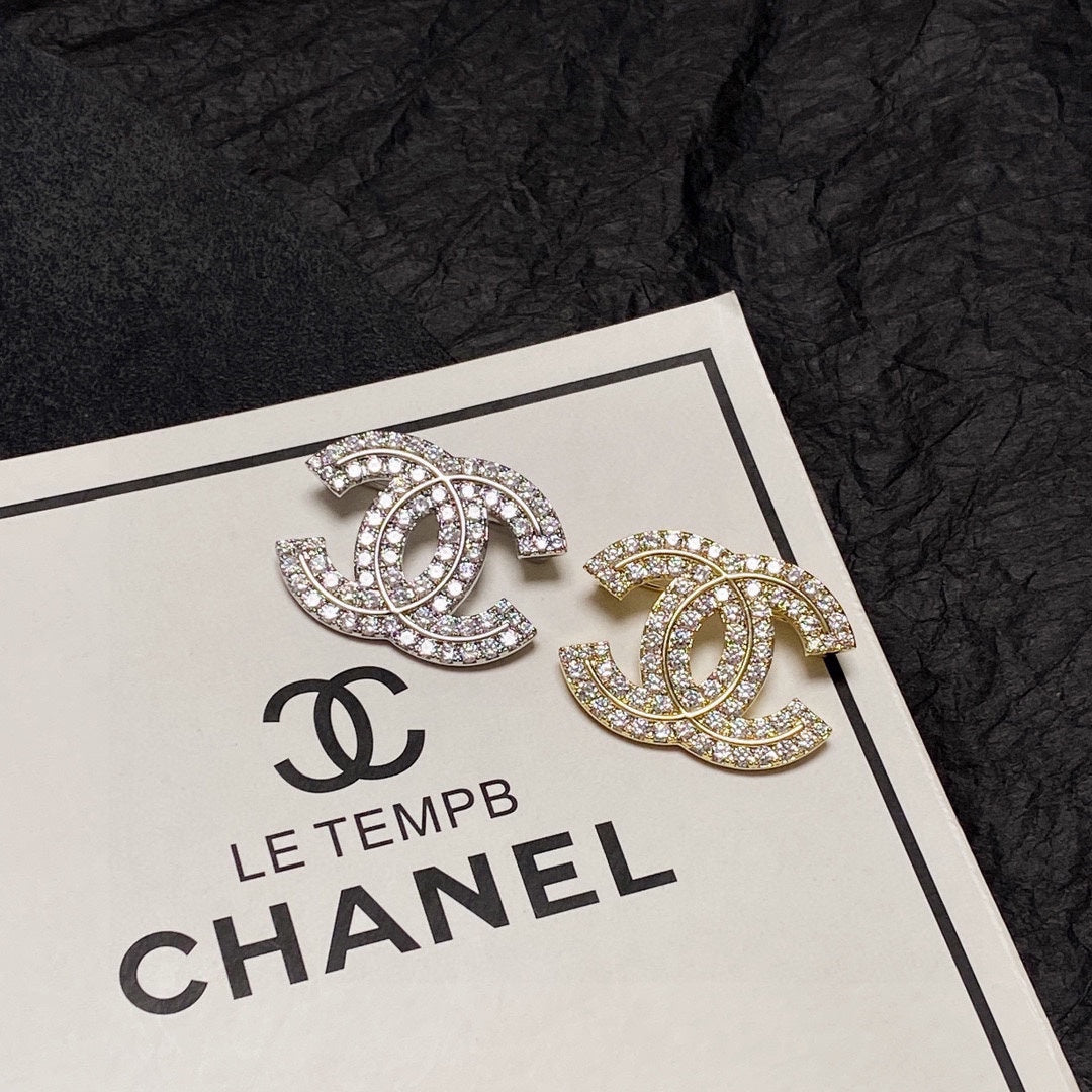 18K Chanel Diamonds Set Brooches