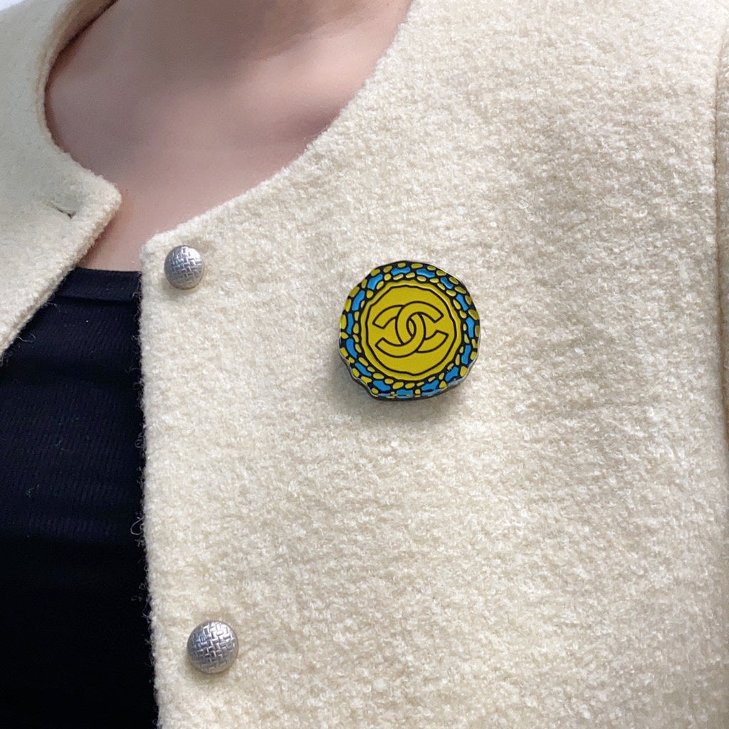 18K Chanel Color Brooch