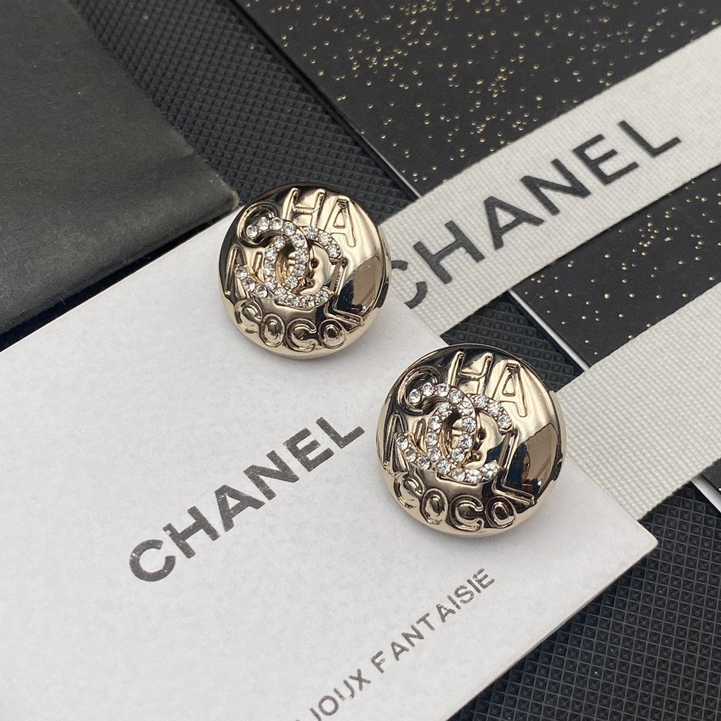 18K Chanel Circle Diamond Earrings