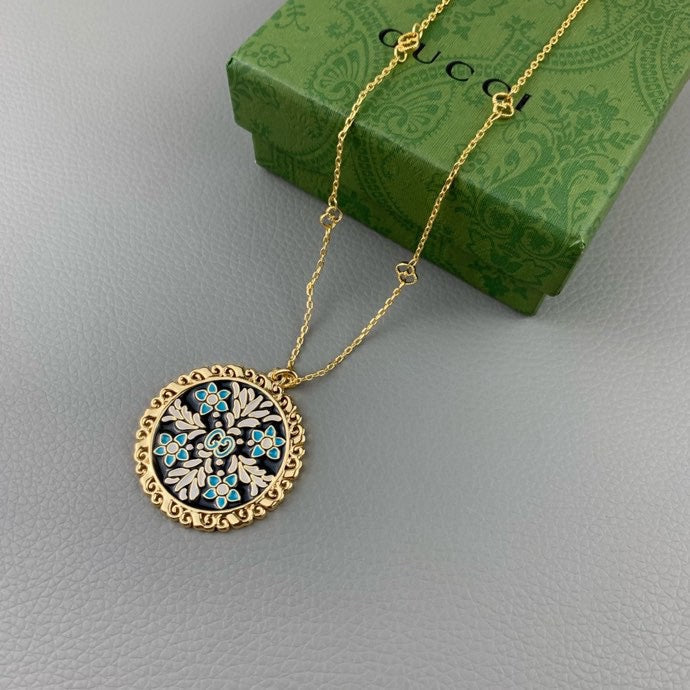 18K Gucci Double Iconic Floral Pendant Necklace