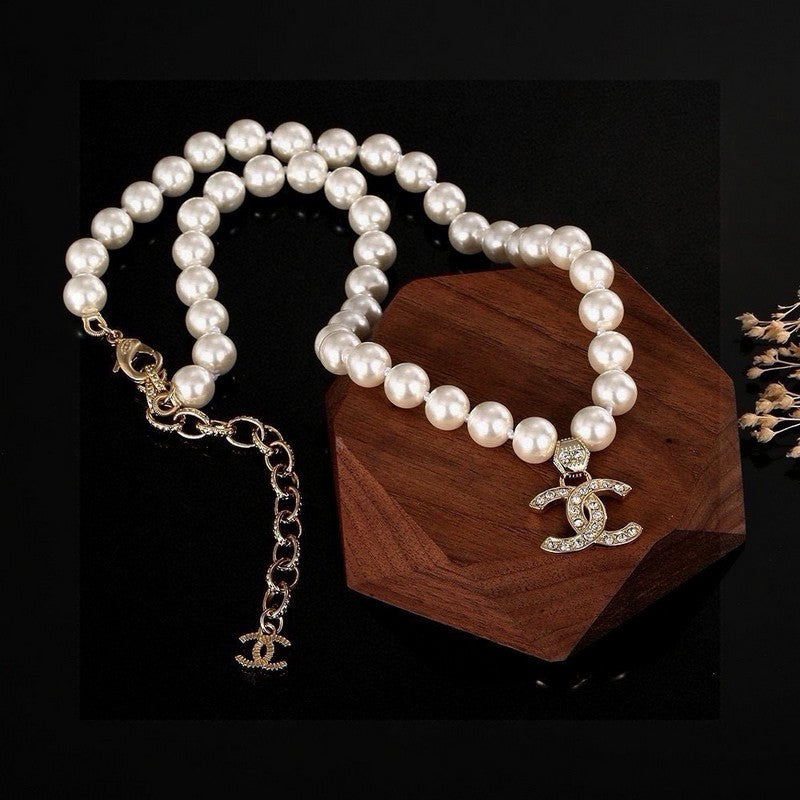 18K Chanel Pearl Chain Diamond Necklace