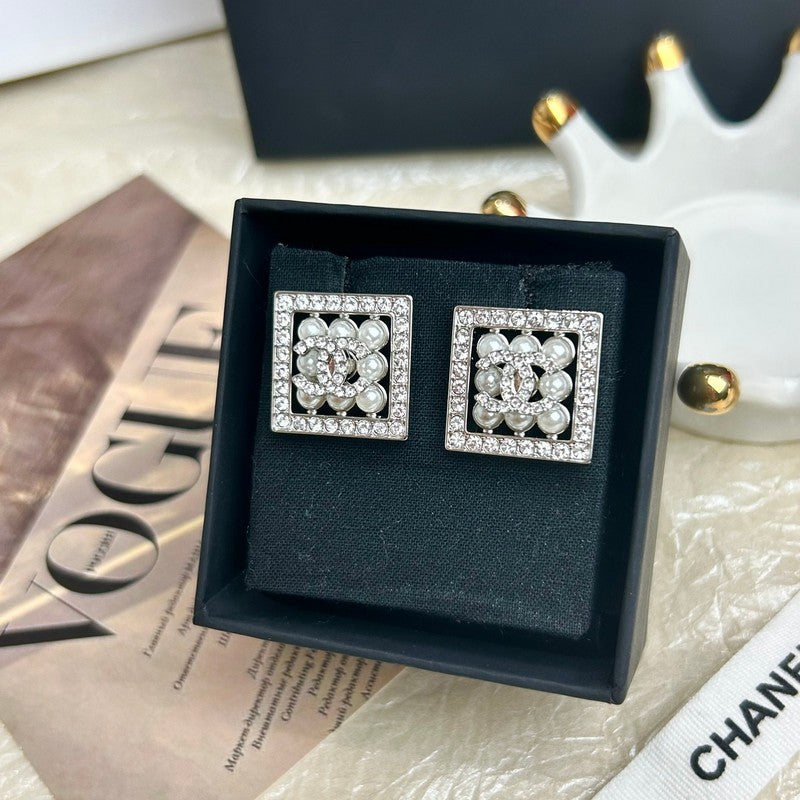 18K Chanel Diamond & Pearl Square Earrings