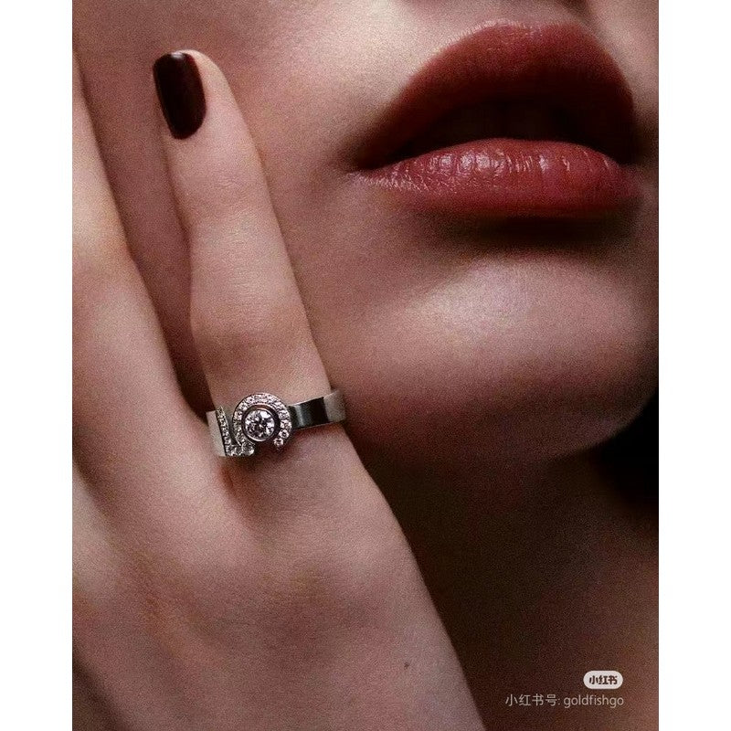 18K Chanel No.5 Diamond Ring