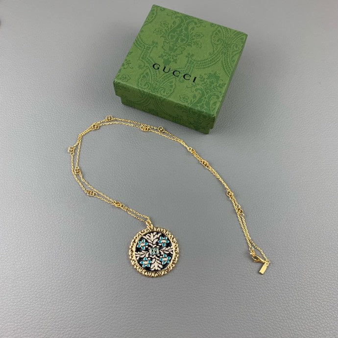 18K Gucci Double Iconic Floral Pendant Necklace