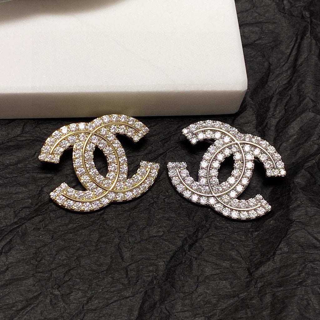 18K Chanel Diamonds Set Brooches