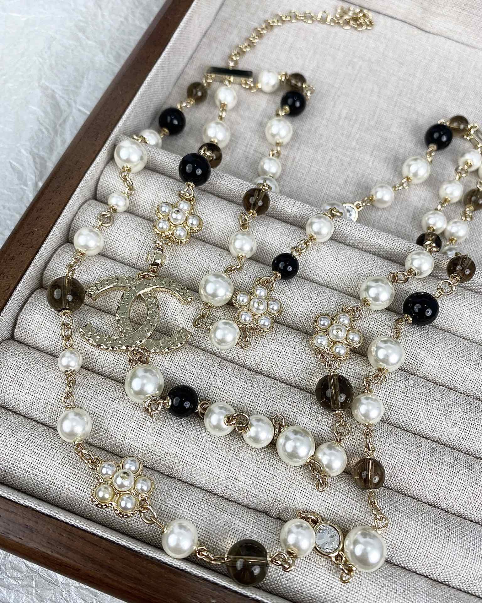 18K Chanel 24B Long Pearls Necklace